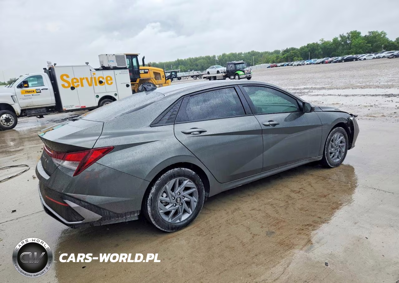 2024 Hyundai Elantra Sel VIN:KMHLM4DG5RU689941 - 3