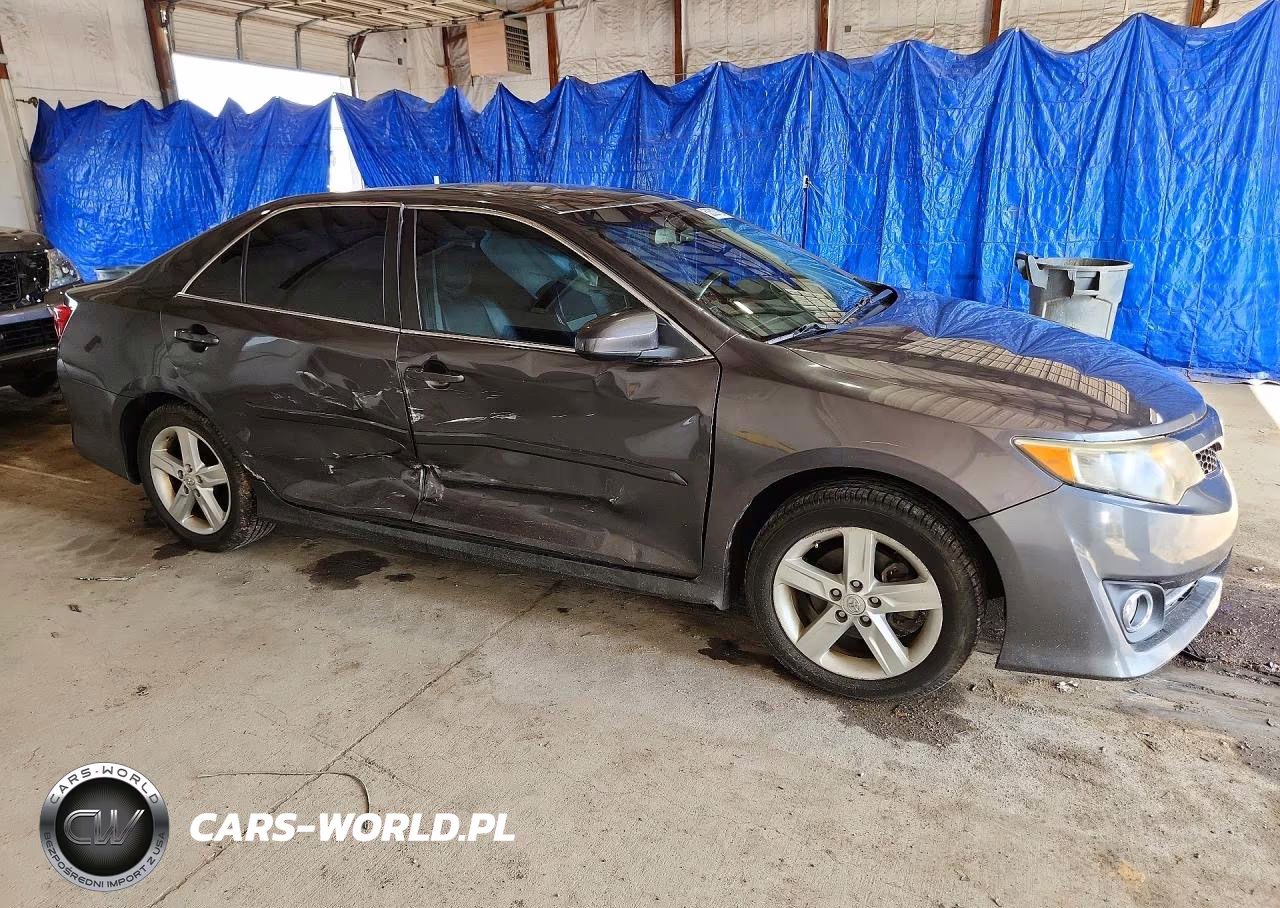 2014 Toyota Camry Se VIN:4T1BF1FK8EU387706 - 4
