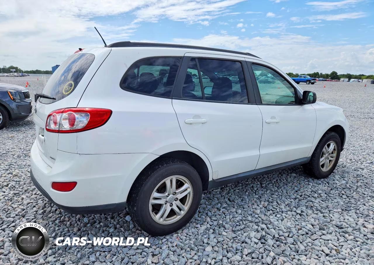 2012 Hyundai Santa Fe Gls VIN:5XYZGDAB8CG097795 - 3