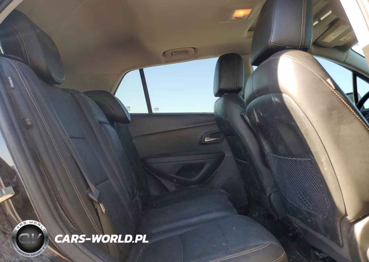 2020 Chevrolet Trax Premier VIN:3GNCJMSB5LL322051 - 11
