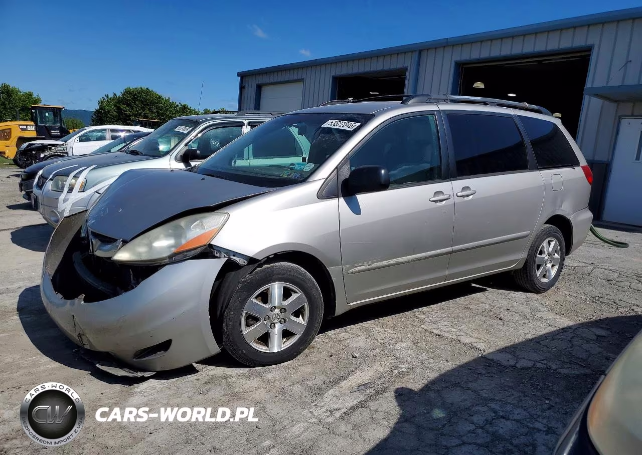 2008 Toyota Sienna Le 7-Passenger