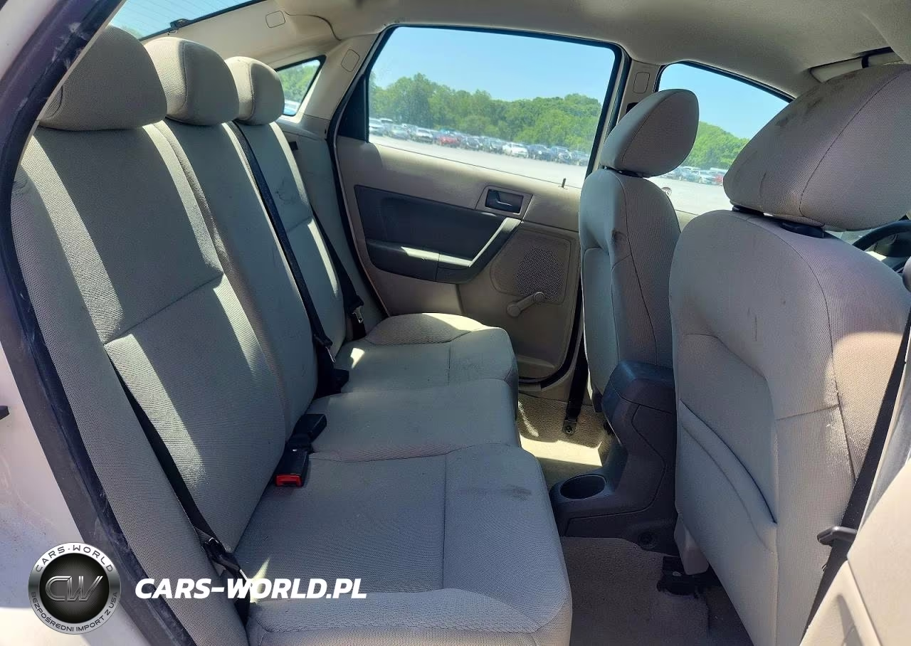 2010 Ford Focus S VIN:1FAHP3EN4AW148709 - 10