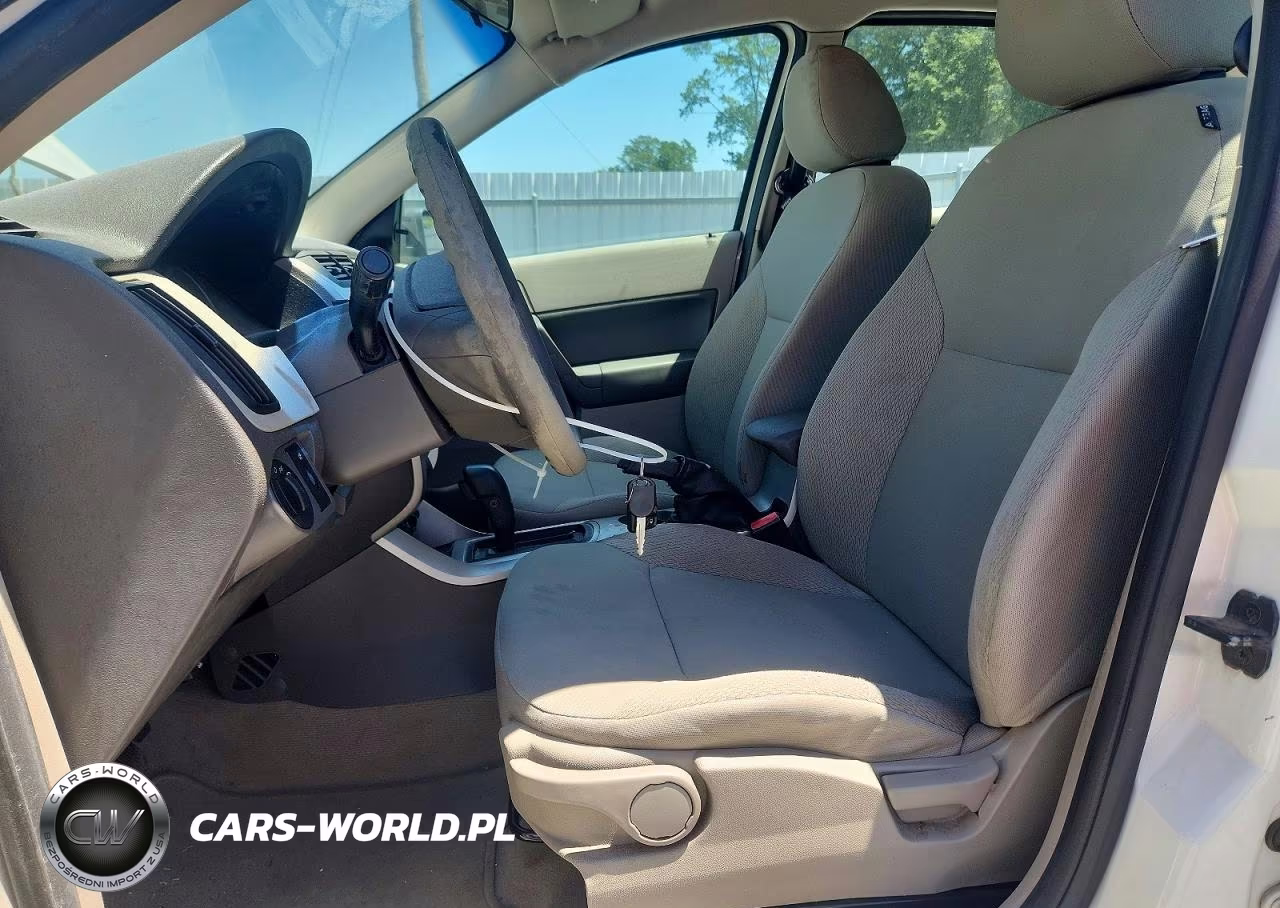 2010 Ford Focus S VIN:1FAHP3EN4AW148709 - 7