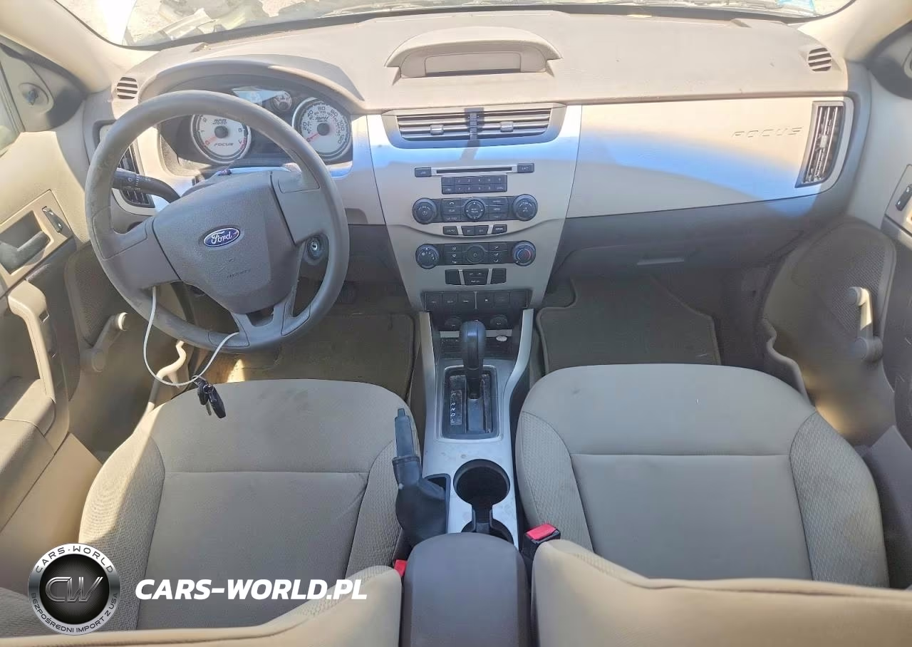 2010 Ford Focus S VIN:1FAHP3EN4AW148709 - 8