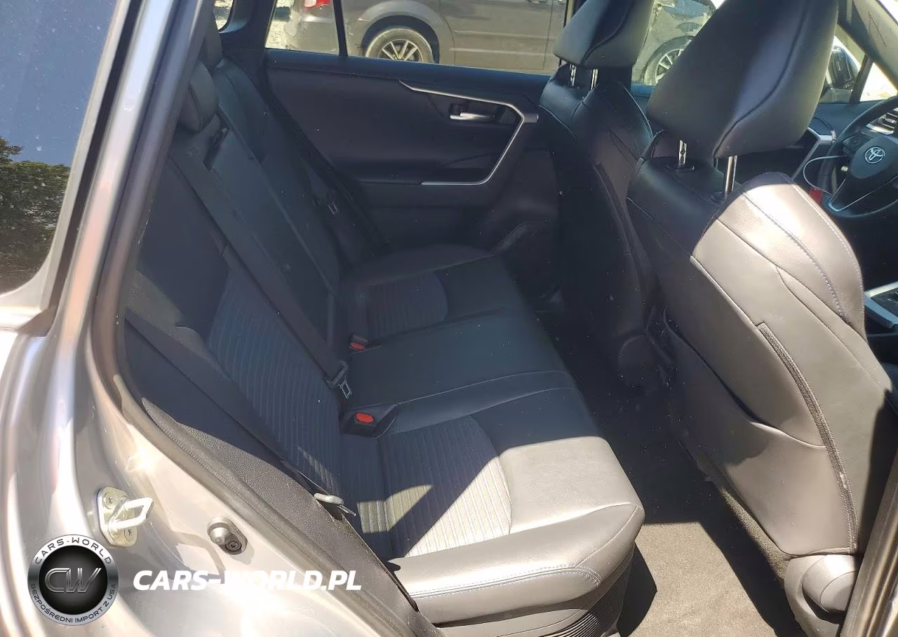 2019 Toyota Rav4 Xse VIN:2T3EWRFV8KW034424 - 11