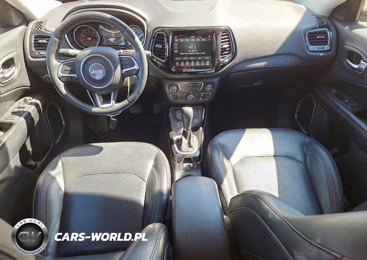 2018 Jeep Compass Limited VIN:3C4NJDCB0JT372529 - 8
