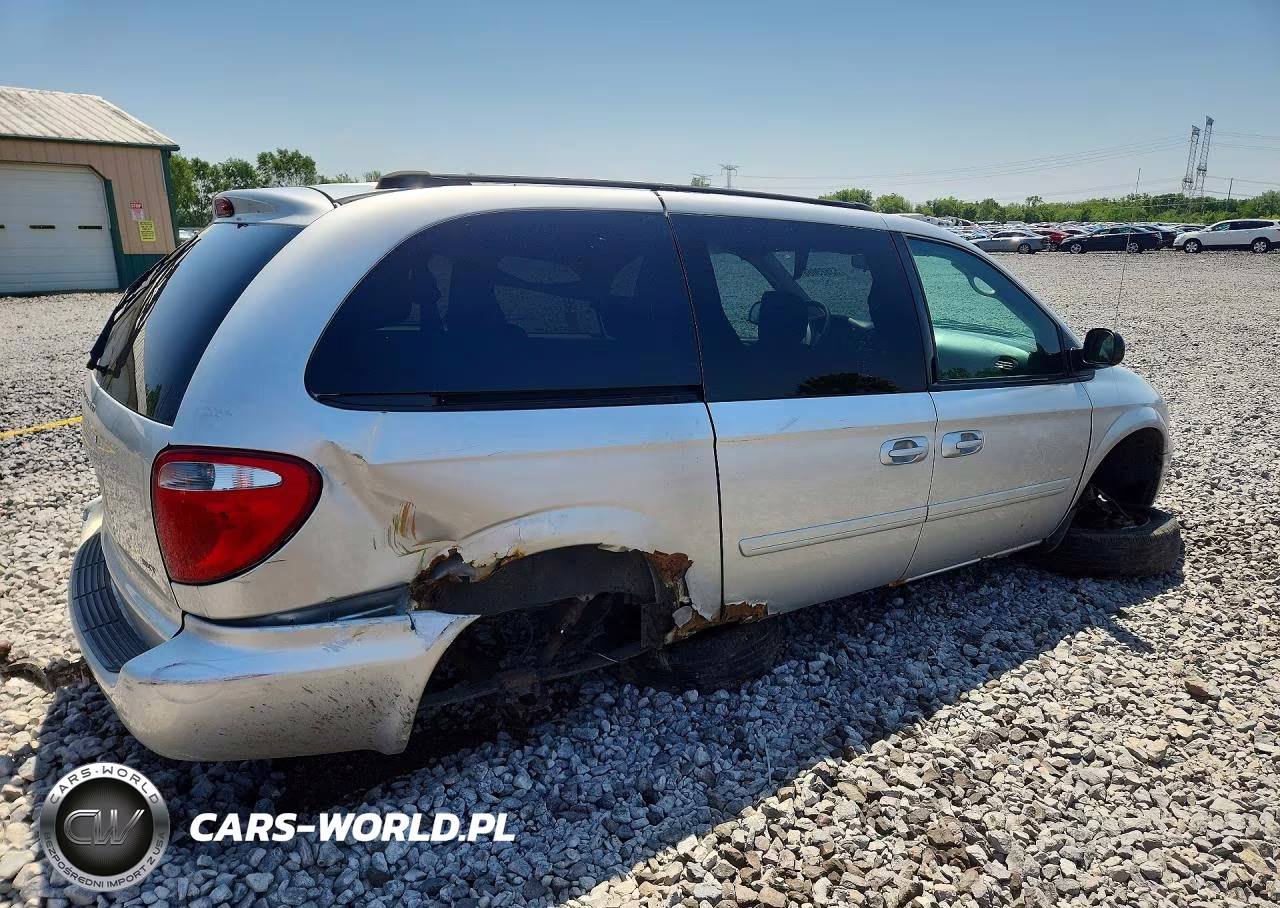 2005 Dodge Grand Caravan Sxt VIN:2D4GP44L05R218798 - 3