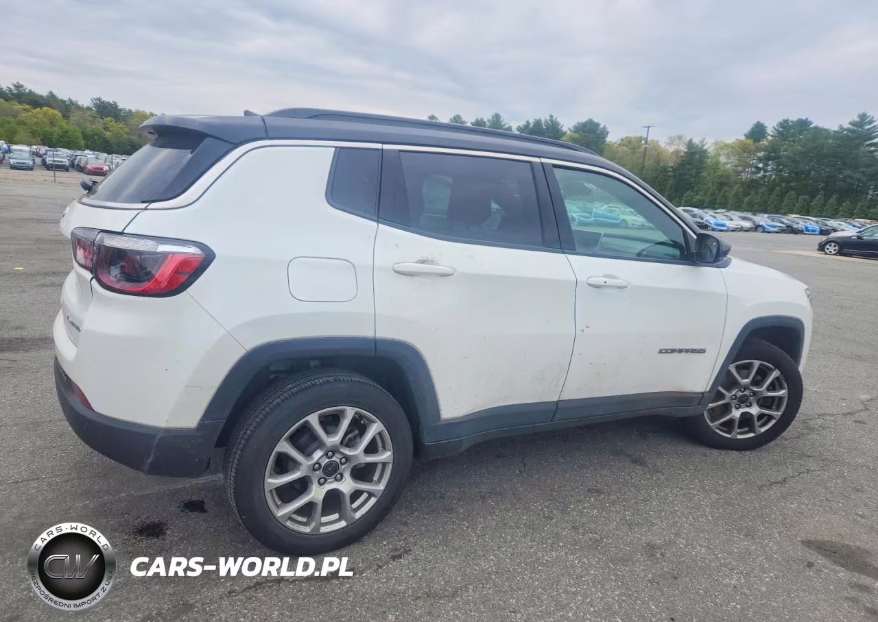 2025 Jeep Compass Limited VIN:3C4NJDCN5ST513042 - 3