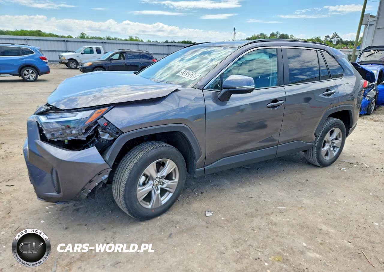 2025 Toyota Rav4 Xle – zdjęcie 1 z 12