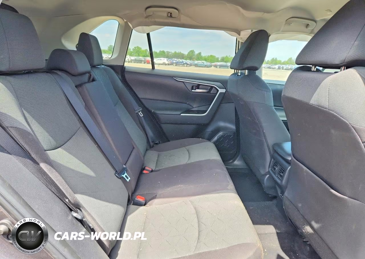 2025 Toyota Rav4 Xle VIN:2T3P1RFV8SC513841 - 10