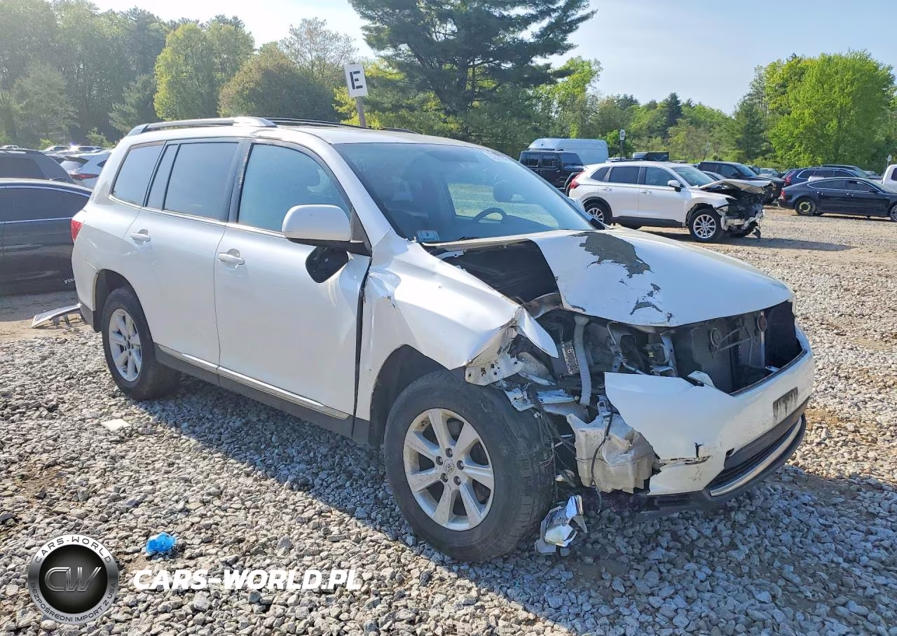 2013 Toyota Highlander Se VIN:5TDBK3EH1DS189134 - 4