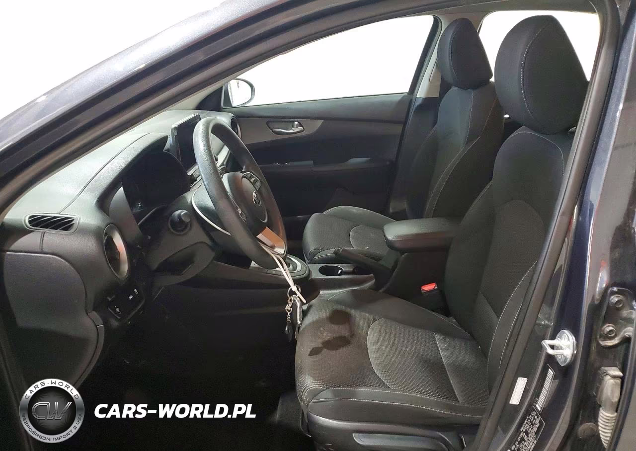2021 Kia Forte Lxs VIN:3KPF24ADXME325717 - 7
