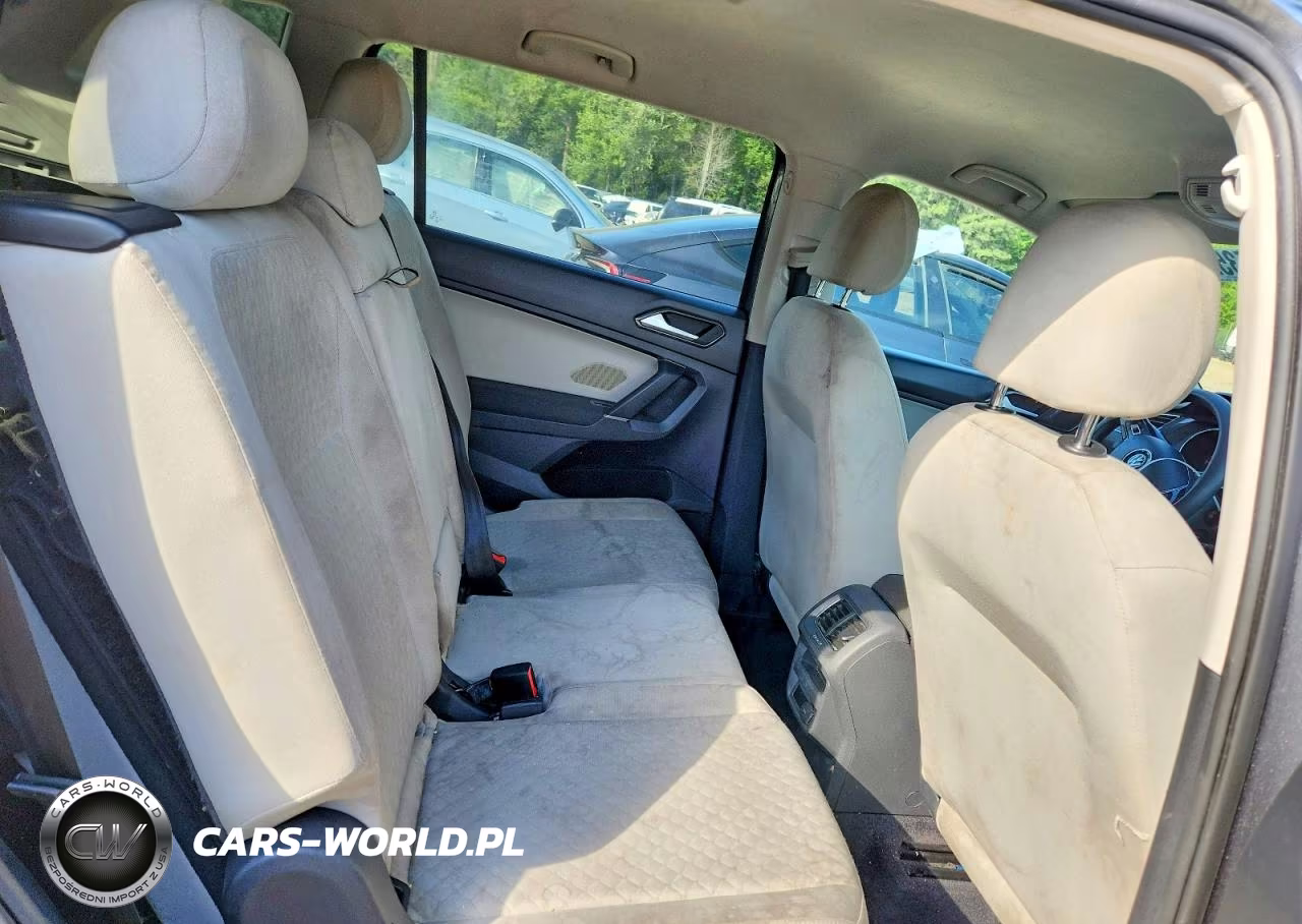 2018 Volkswagen Tiguan S VIN:3VV1B7AXXJM090521 - 11