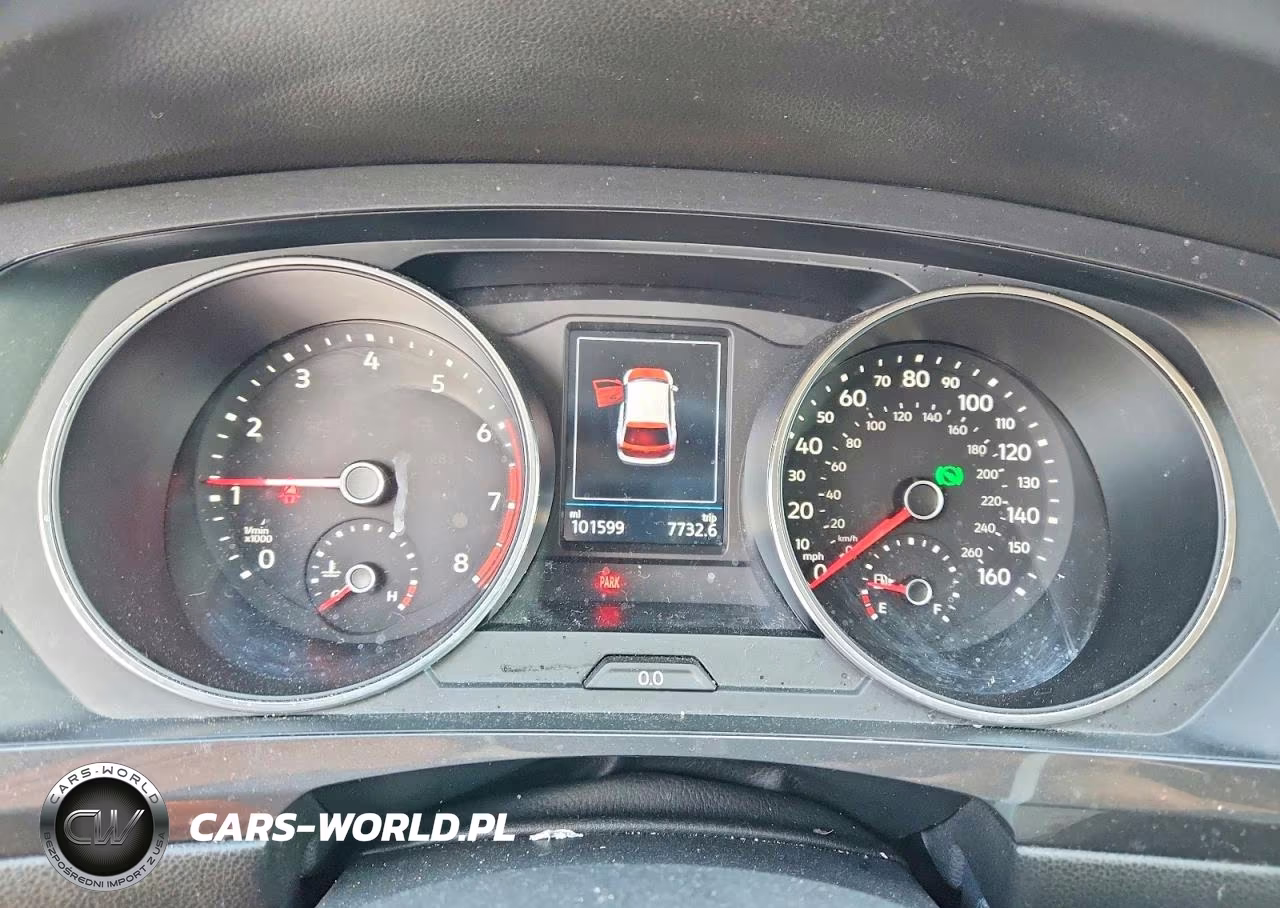 2018 Volkswagen Tiguan S VIN:3VV1B7AXXJM090521 - 9