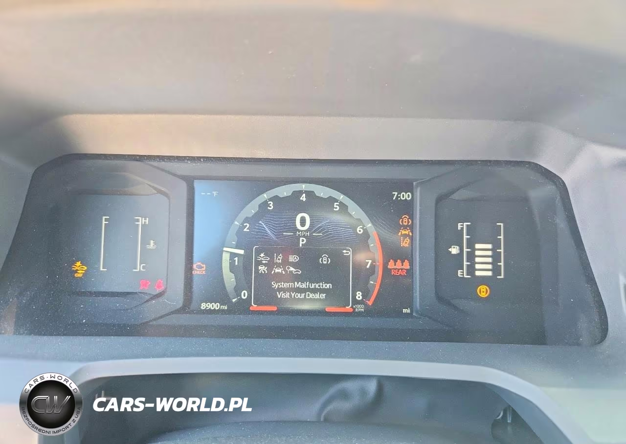 2025 Toyota Tacoma Double Cab VIN:3TYKB5FN6ST024794 - 9