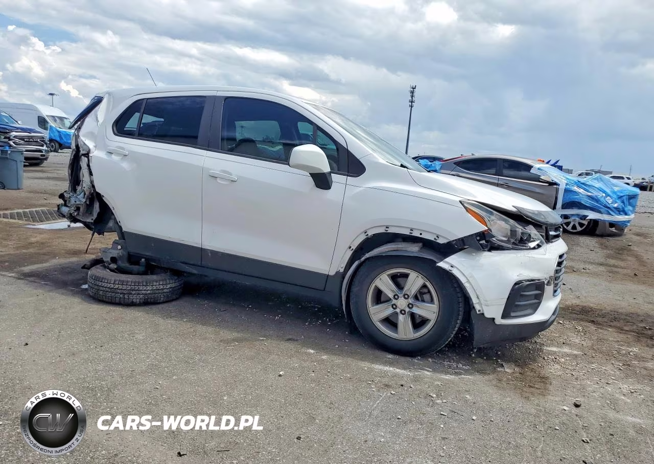 2020 Chevrolet Trax Ls VIN:3GNCJKSB7LL331368 - 4