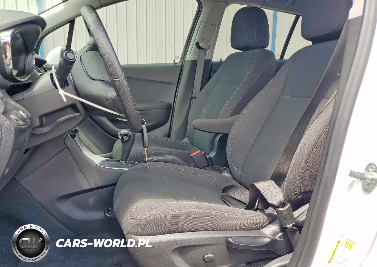 2020 Chevrolet Trax Ls VIN:3GNCJKSB7LL331368 - 7