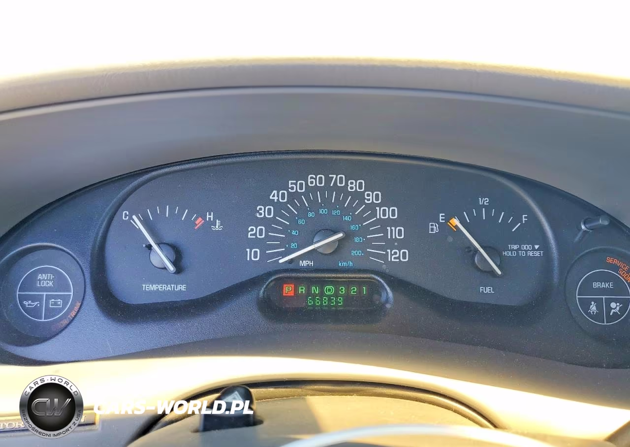 2002 Buick Century Custom VIN:2G4WS52J121166246 - 9