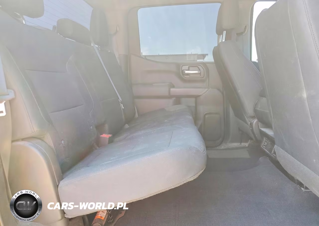 2019 Chevrolet Silverado K1500 Trail Boss Custom VIN:3GCPYCEH4KG268698 - 10