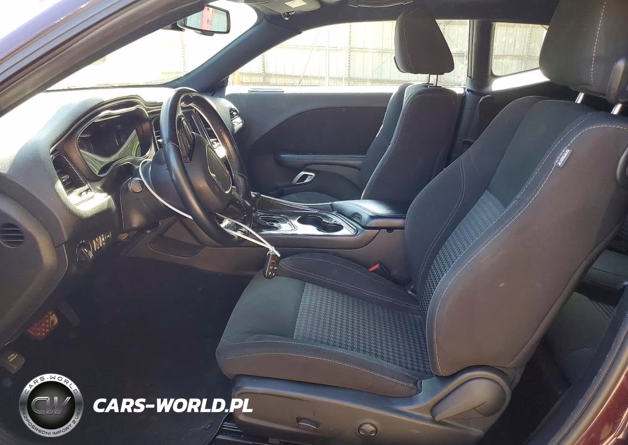 2022 Dodge Challenger Sxt VIN:2C3CDZAG1NH105753 - 7
