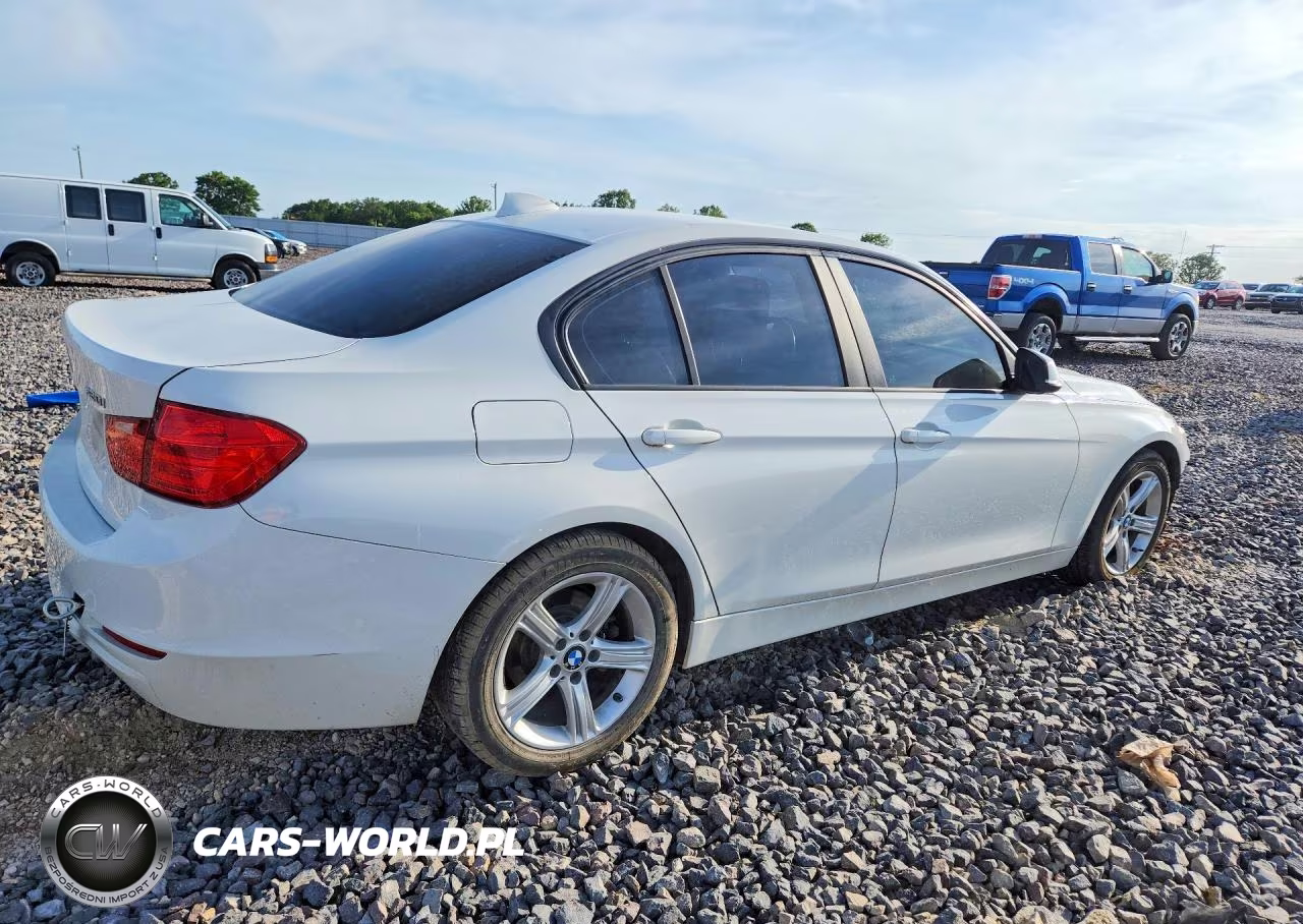 2013 BMW 320 VIN:WBA3B1C5XDK130217 - 3