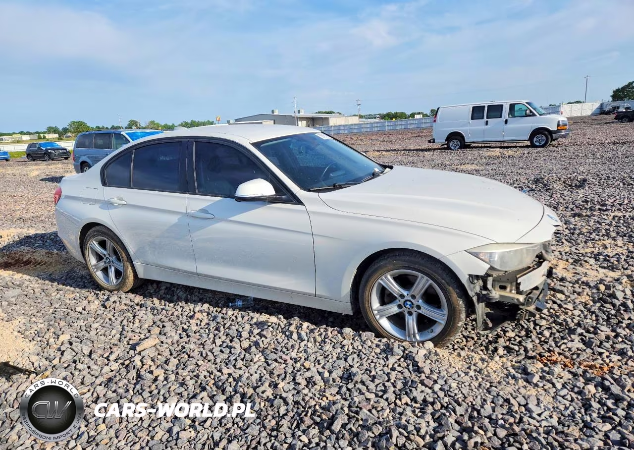 2013 BMW 320 VIN:WBA3B1C5XDK130217 - 4