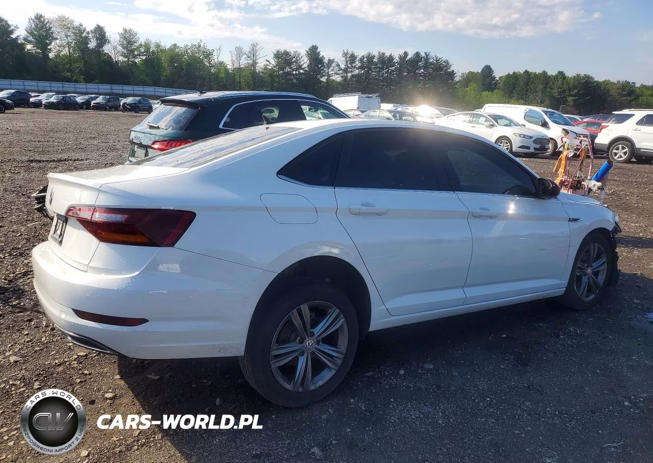 2019 Volkswagen Jetta S VIN:3VWC57BU1KM269418 - 3