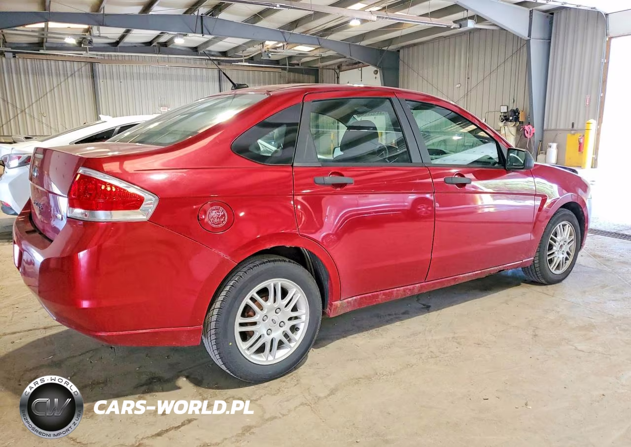 2010 Ford Focus Se VIN:1FAHP3FN9AW237285 - 3