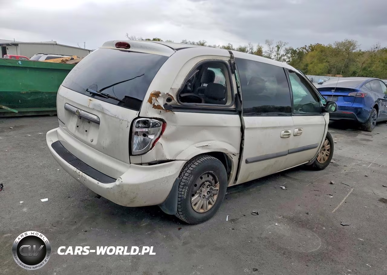 2006 Chrysler Town & Country VIN:1A4GP45R06B674276 - 3
