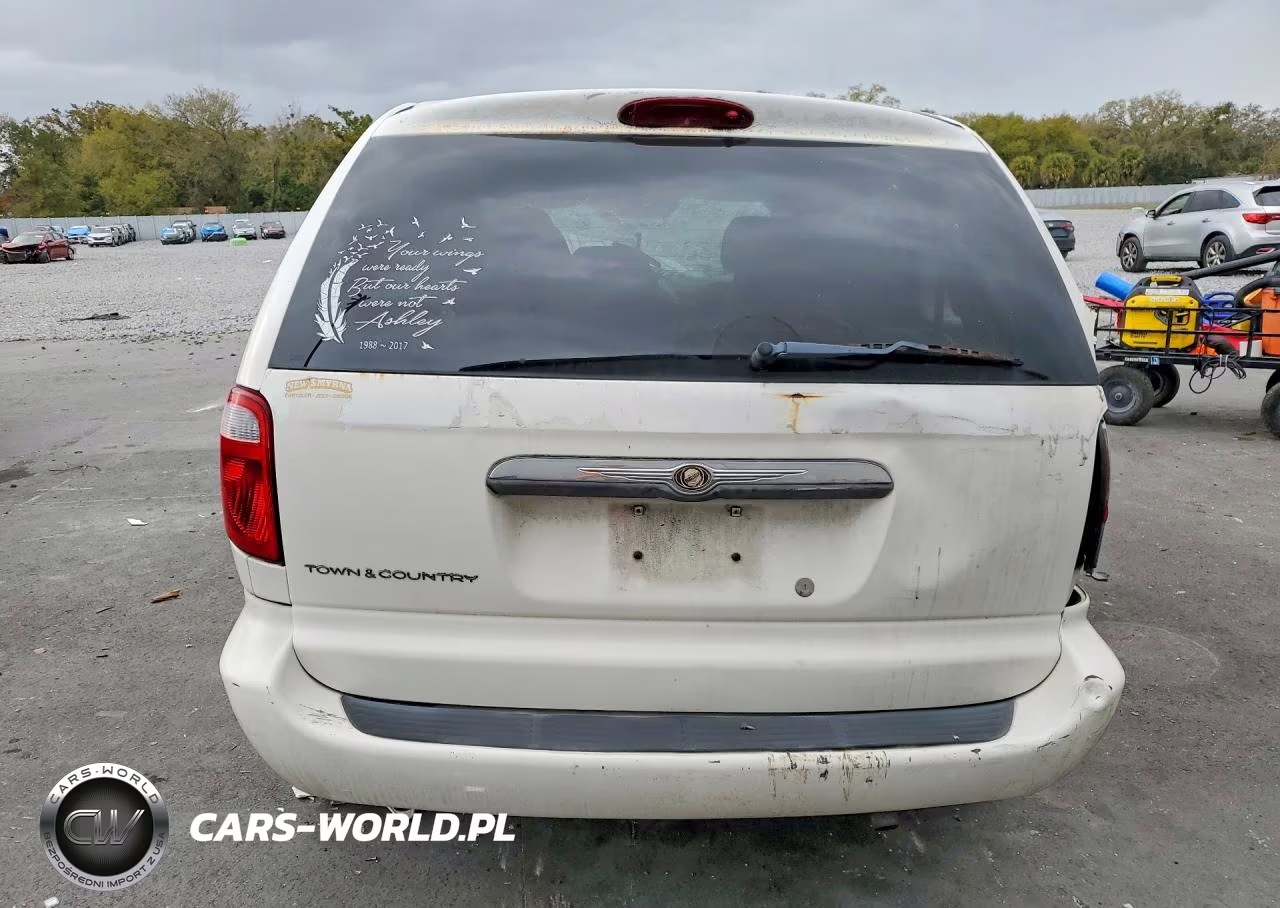 2006 Chrysler Town & Country VIN:1A4GP45R06B674276 - 6