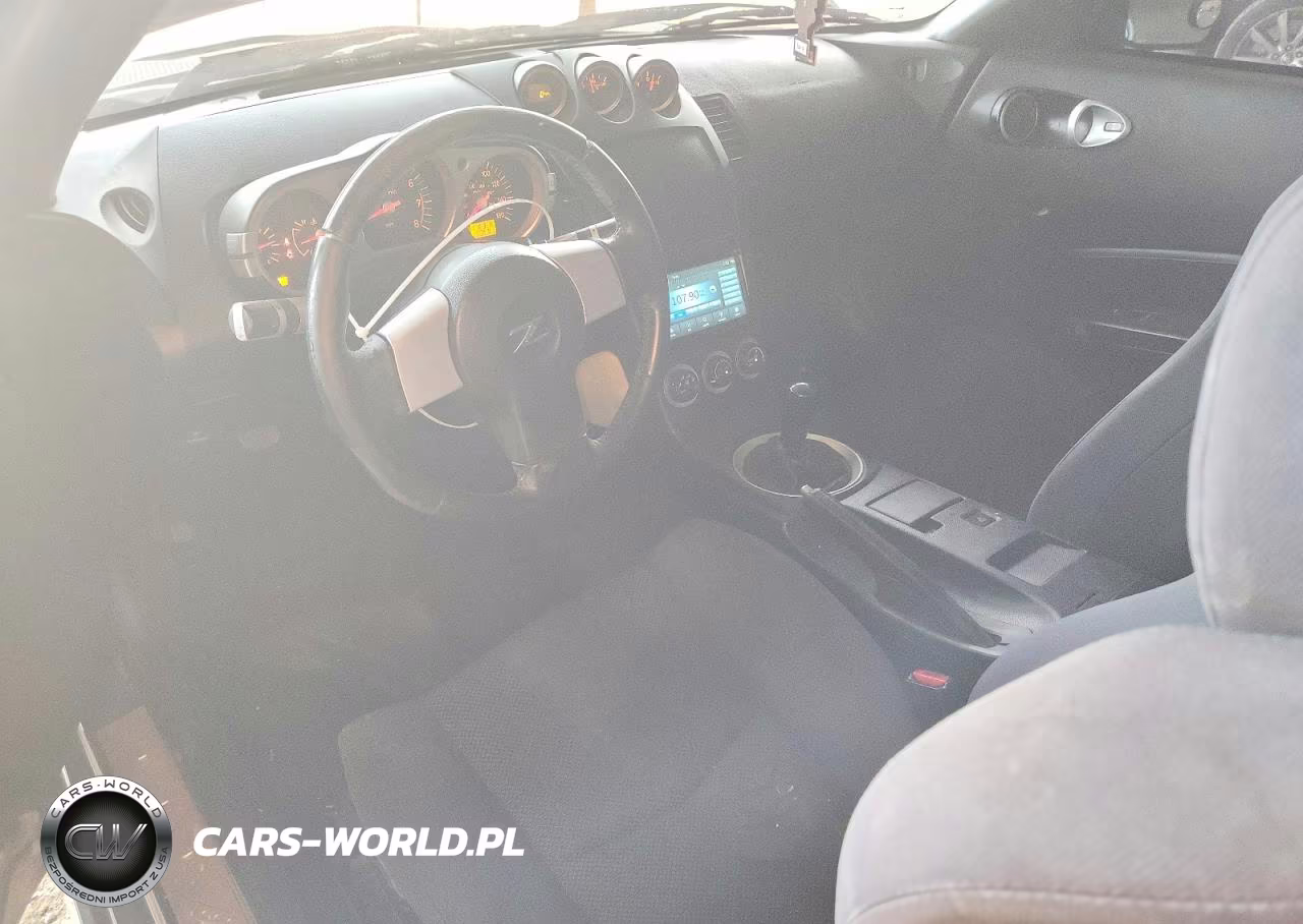 2005 Nissan 350Z Coupe VIN:JN1AZ34DX5M603596 - 8