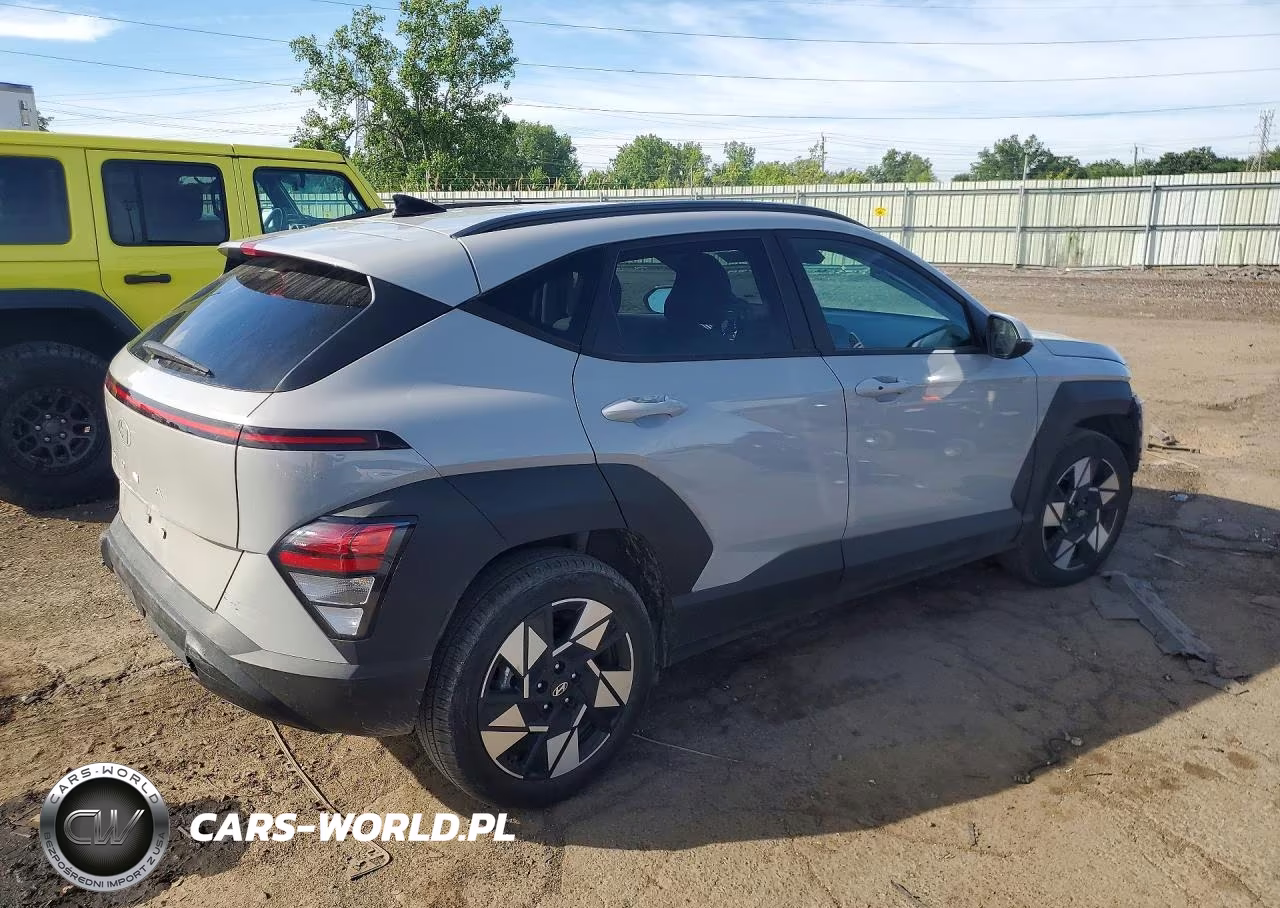2025 Hyundai Kona Sel VIN:KM8HB3AB5SU285123 - 3