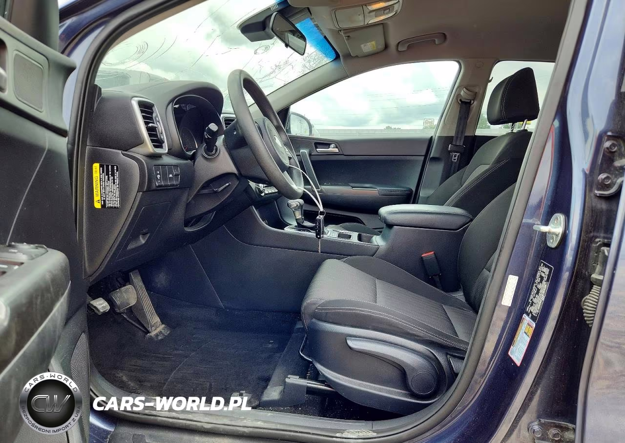 2020 Kia Sportage Lx VIN:KNDPMCAC9L7821106 - 7