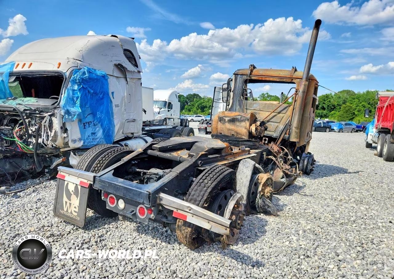 2025 Mack Anthem Semi Truck VIN:1M1AN3GY2SM052714 - 4