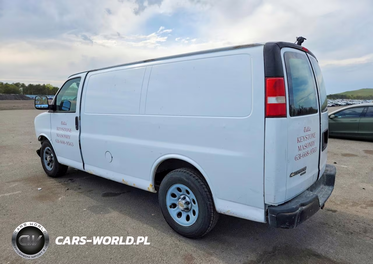 2012 Chevrolet Express G1500 VIN:1GCSGAFXXC1125892 - 2