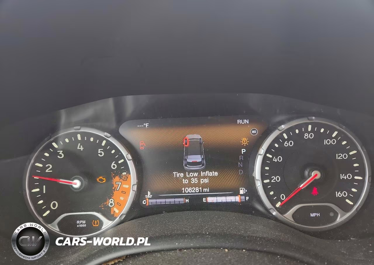 2017 Jeep Renegade Latitude VIN:ZACCJABB9HPE92743 - 9