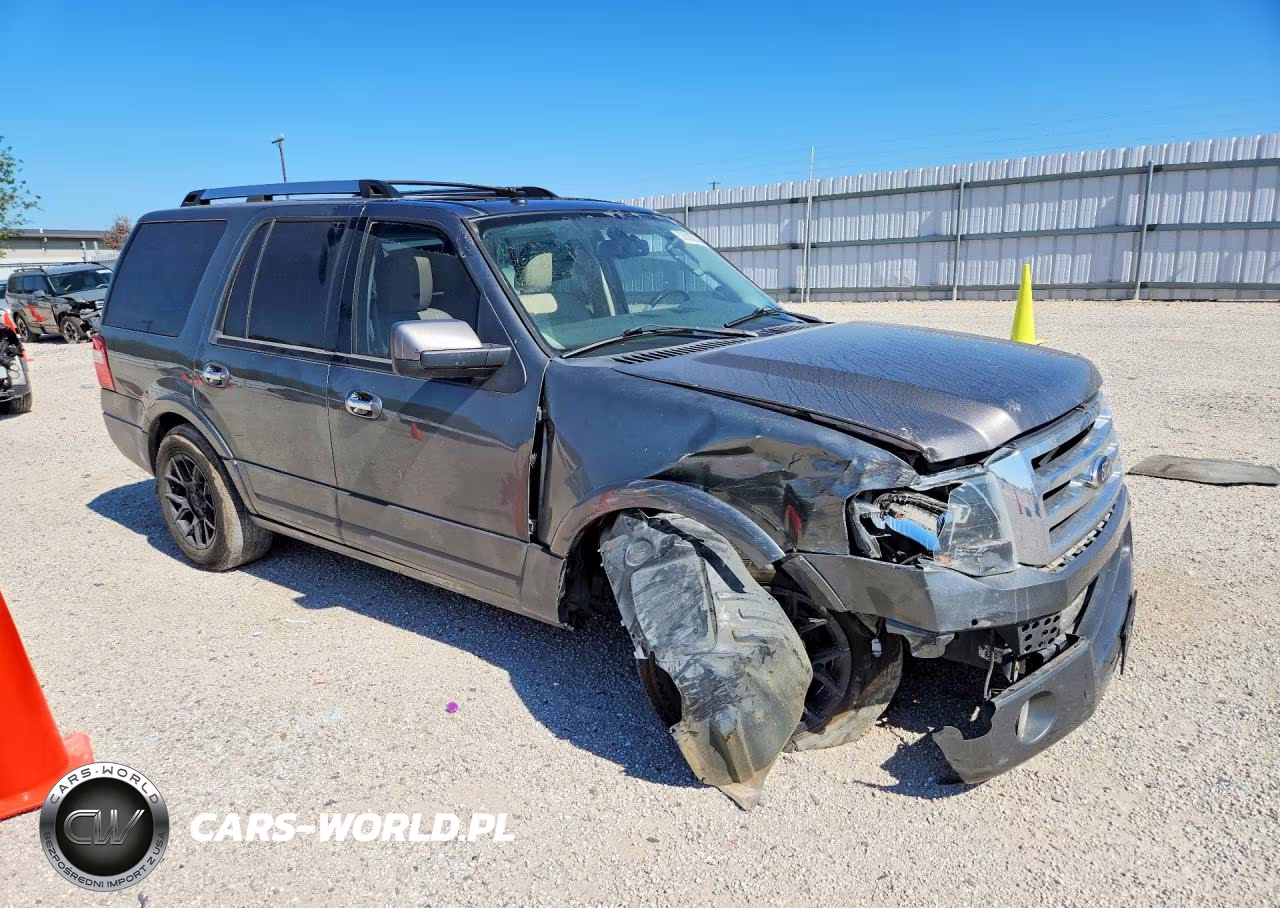 2013 Ford Expedition Limited VIN:1FMJU1K52DEF13827 - 4