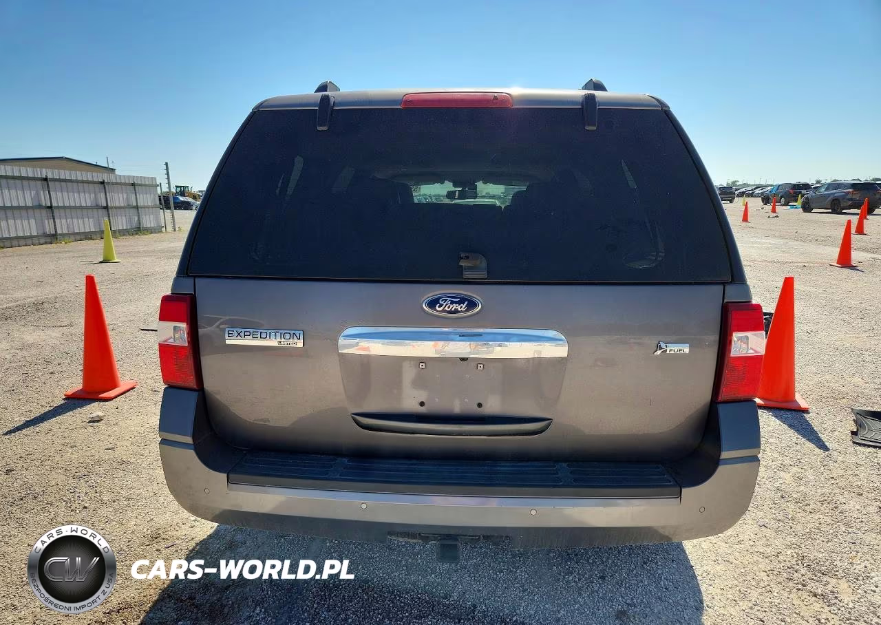 2013 Ford Expedition Limited VIN:1FMJU1K52DEF13827 - 6