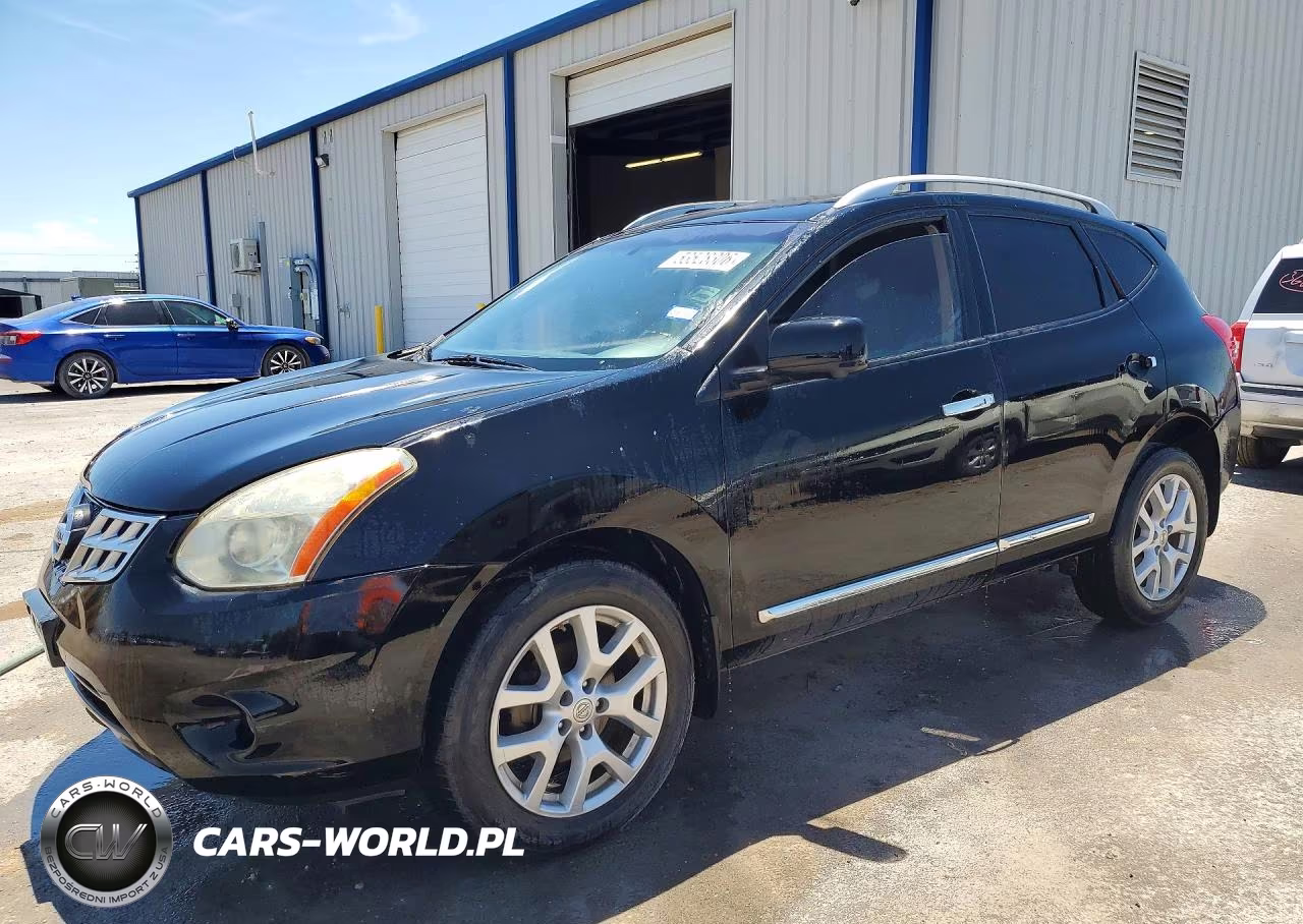 2013 Nissan Rogue S – zdjęcie 1 z 12