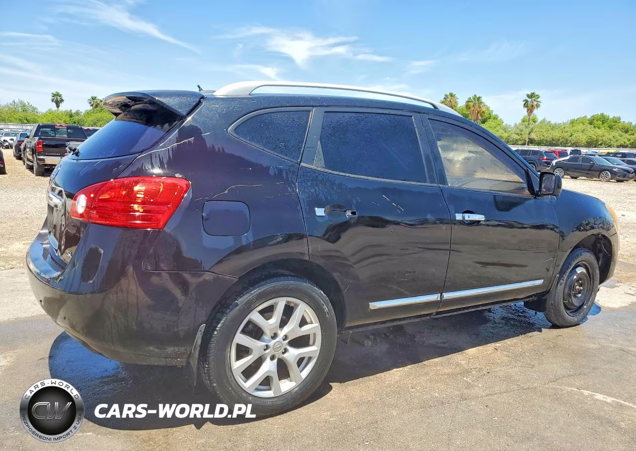 2013 Nissan Rogue S VIN:JN8AS5MT2DW006762 - 3