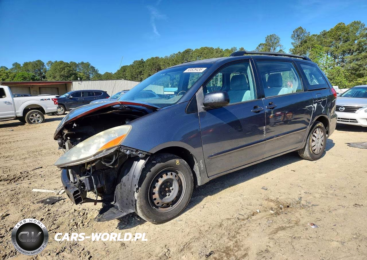 2010 Toyota Sienna Ce 7-Passenger
