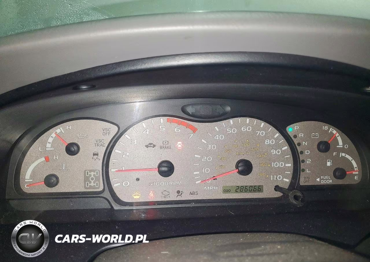 2004 Toyota Sequoia Sr5 VIN:5TDBT44A74S217266 - 9