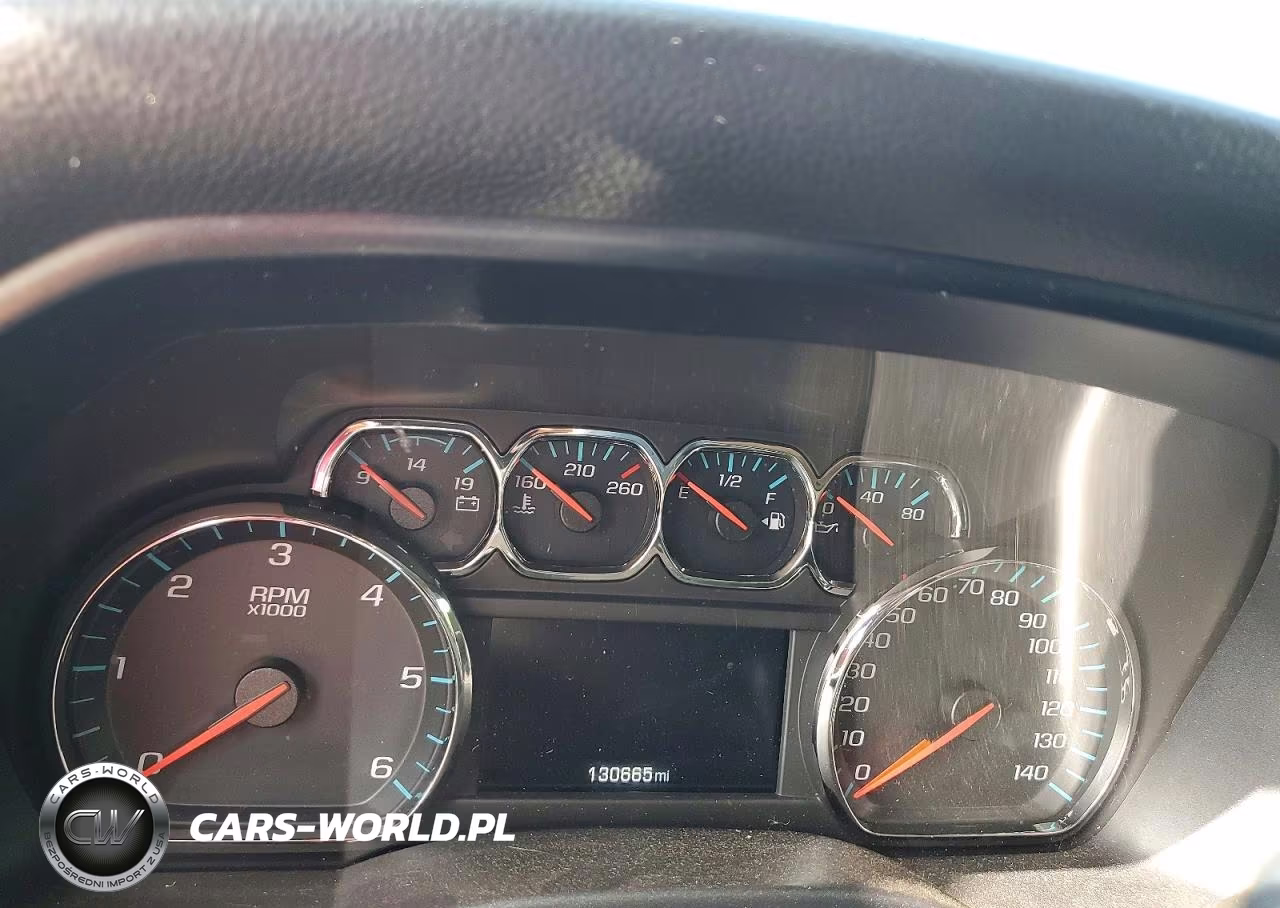 2017 Chev Silverado VIN:3GCUKREC3HG157032 - 9