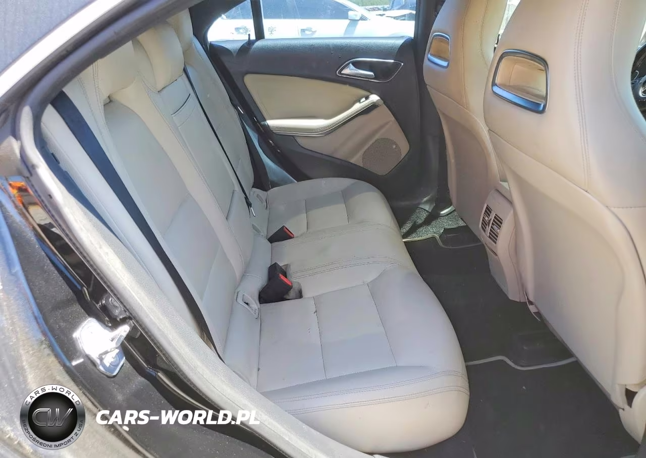2019 Mercedes-Benz Cla 250 VIN:WDDSJ4EB6KN738999 - 10