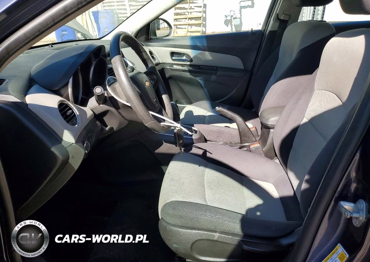 2014 Chevrolet Cruze Ls VIN:1G1PA5SG8E7368095 - 7