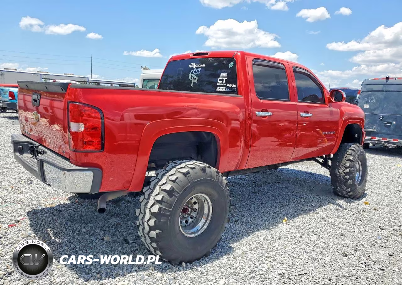 2010 Chevrolet Silverado C1500 Lt VIN:3GCRCSEA8AG130827 - 3