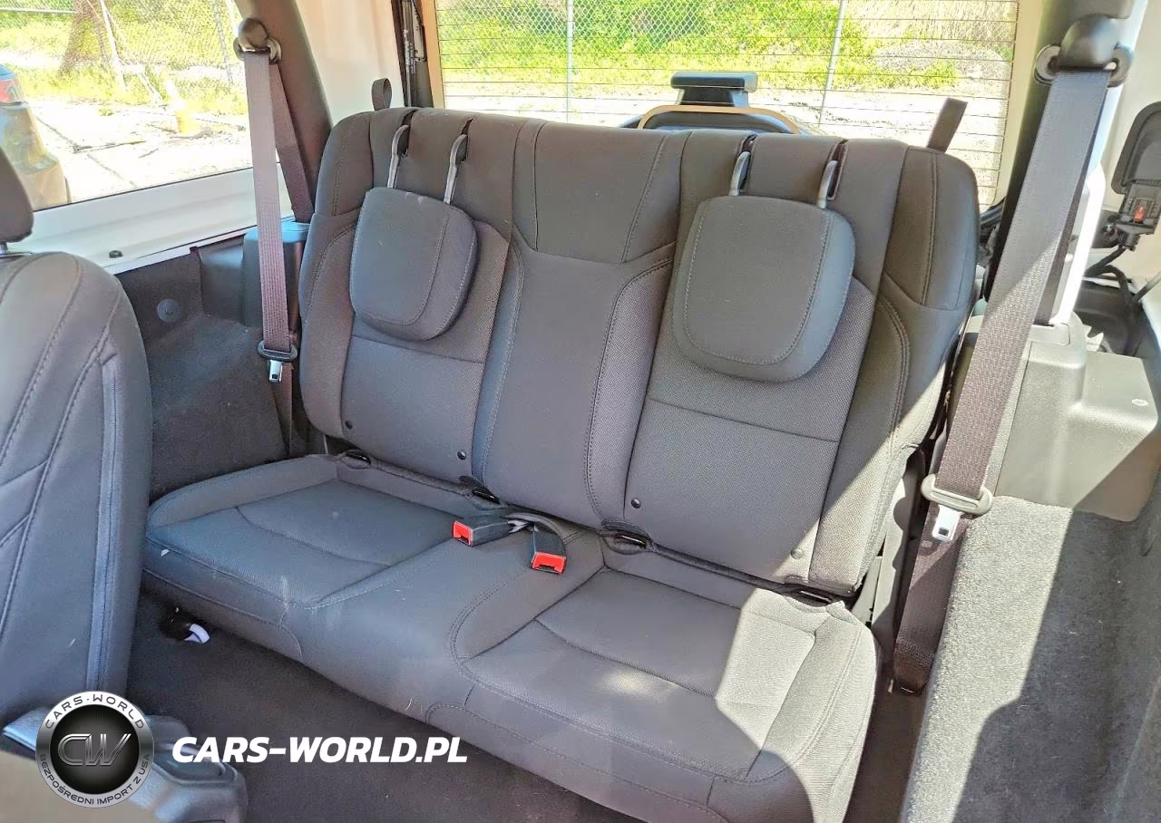 2023 Jeep Wrangler Sport VIN:1C4HJXAG8PW558660 - 10