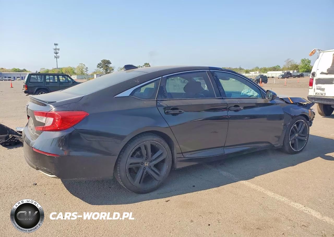 2018 Honda Accord Sport VIN:1HGCV1F31JA166367 - 3