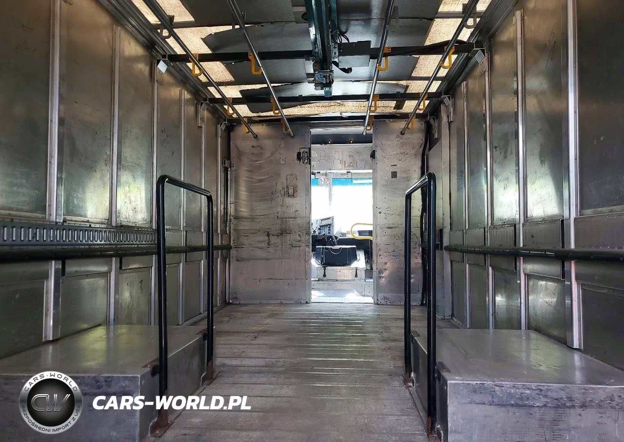 2015 Freightliner Mt45 Chassis Delivery Truck VIN:4UZAAPDU5FCGP2715 - 10