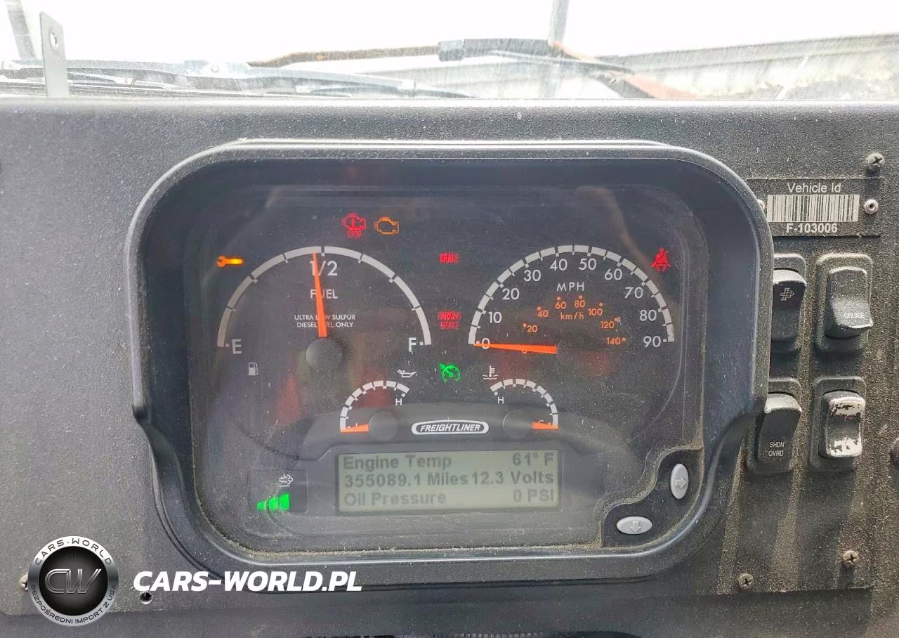 2015 Freightliner Mt45 Chassis Delivery Truck VIN:4UZAAPDU5FCGP2715 - 9